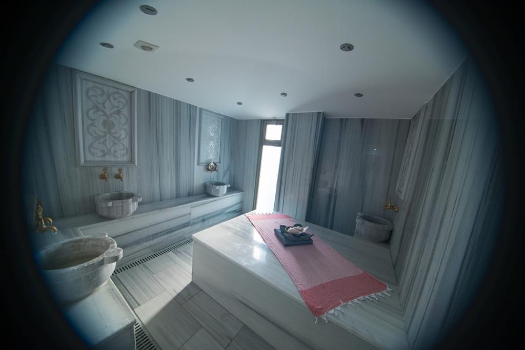 Aquamarine Luxury Residence Кирения Экстерьер фото