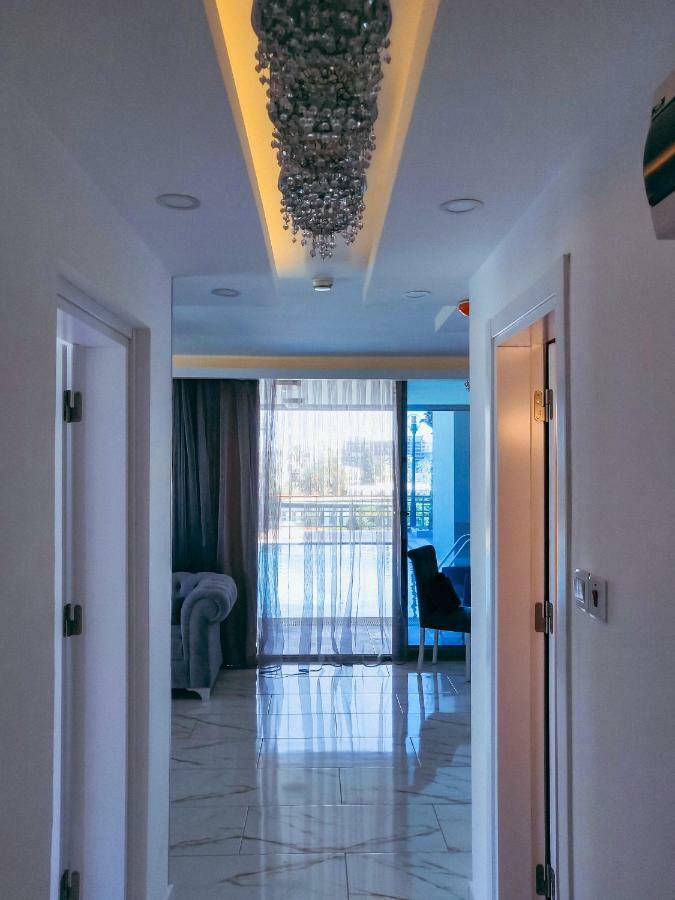 Aquamarine Luxury Residence Кирения Экстерьер фото