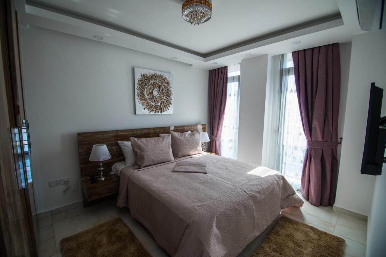 Aquamarine Luxury Residence Кирения Экстерьер фото