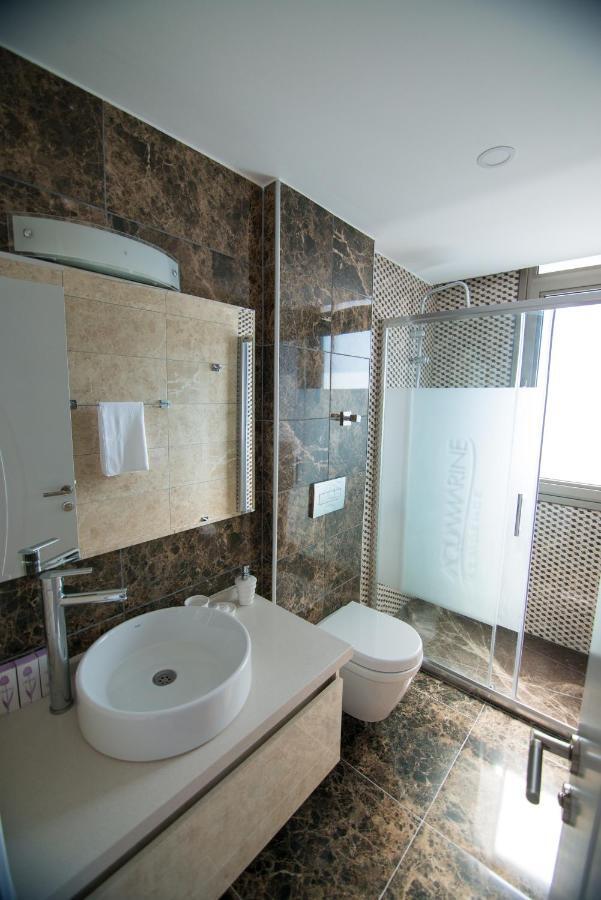 Aquamarine Luxury Residence Кирения Экстерьер фото